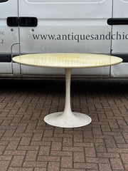 1960s Eero Saarinen for Knoll Tulip Dining Table