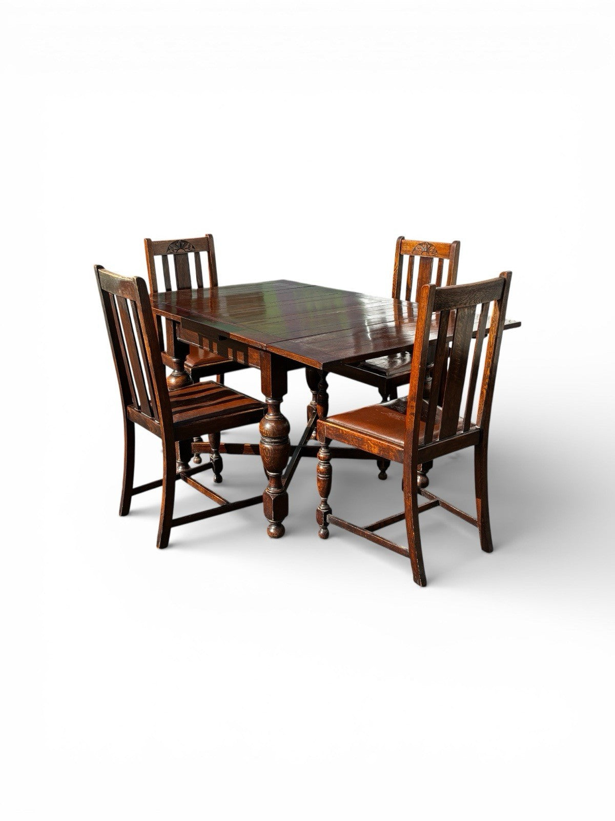 1920's Extending Oak Draw Leaf Table & 4 Chairs