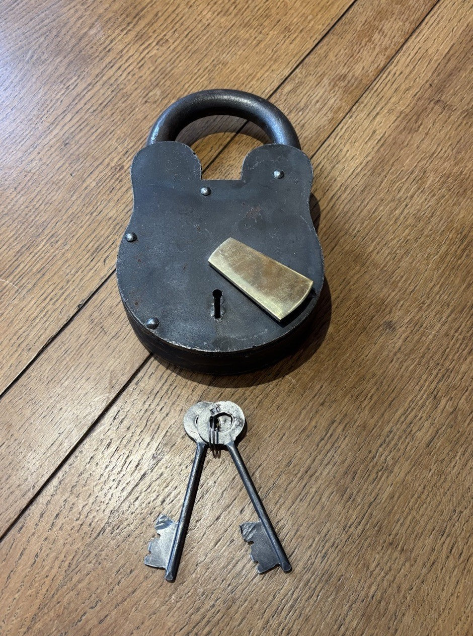 A Huge Metal Shop Display Working Padlock.  23.5 Cms Tall.