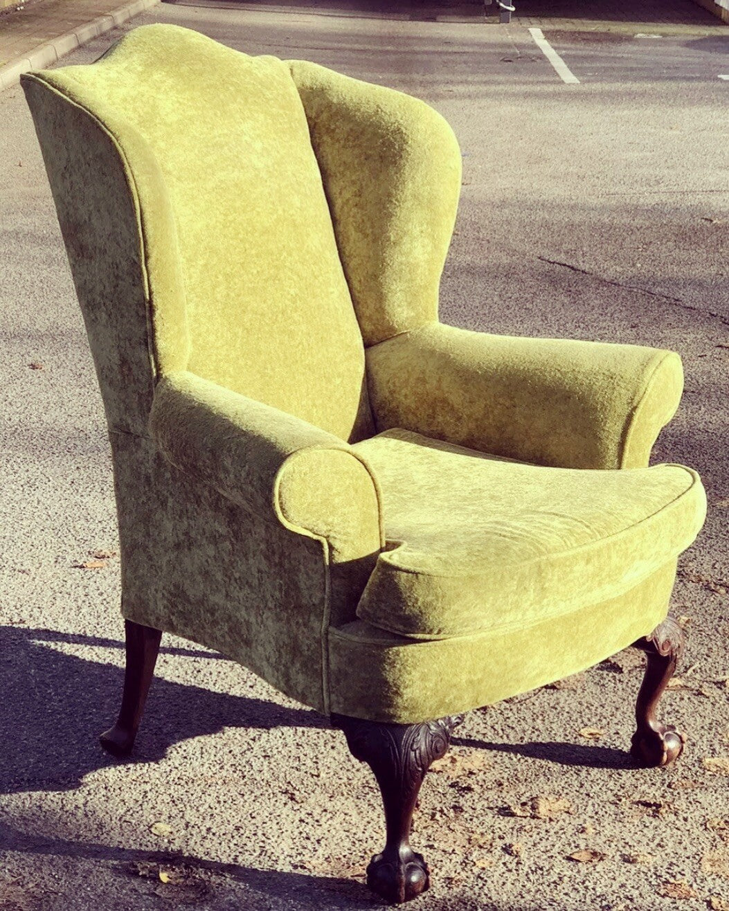 Antique Library Armchair, Fine Carved Mahogany Legs.