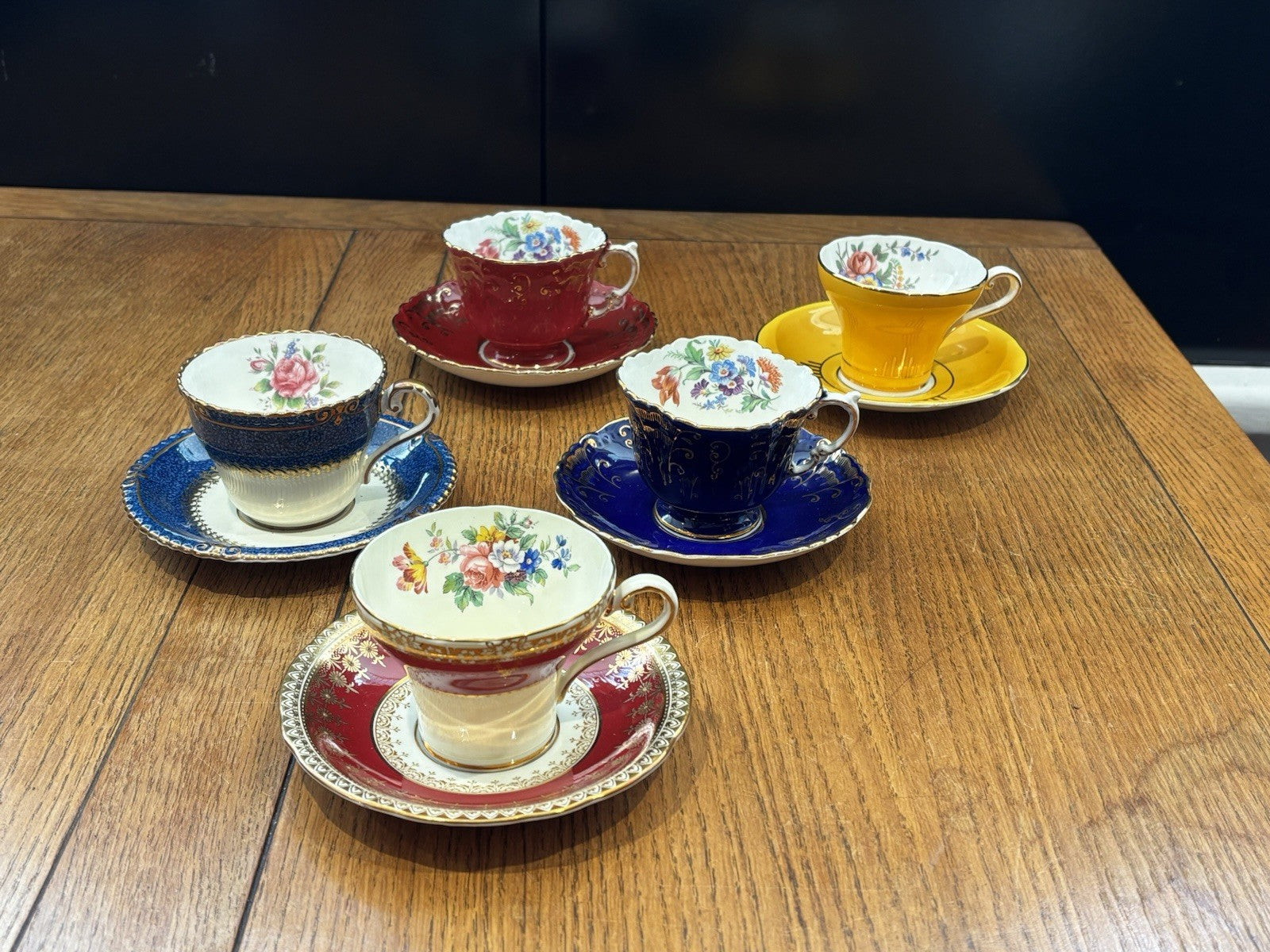 6 Aynsley Cups & Saucers