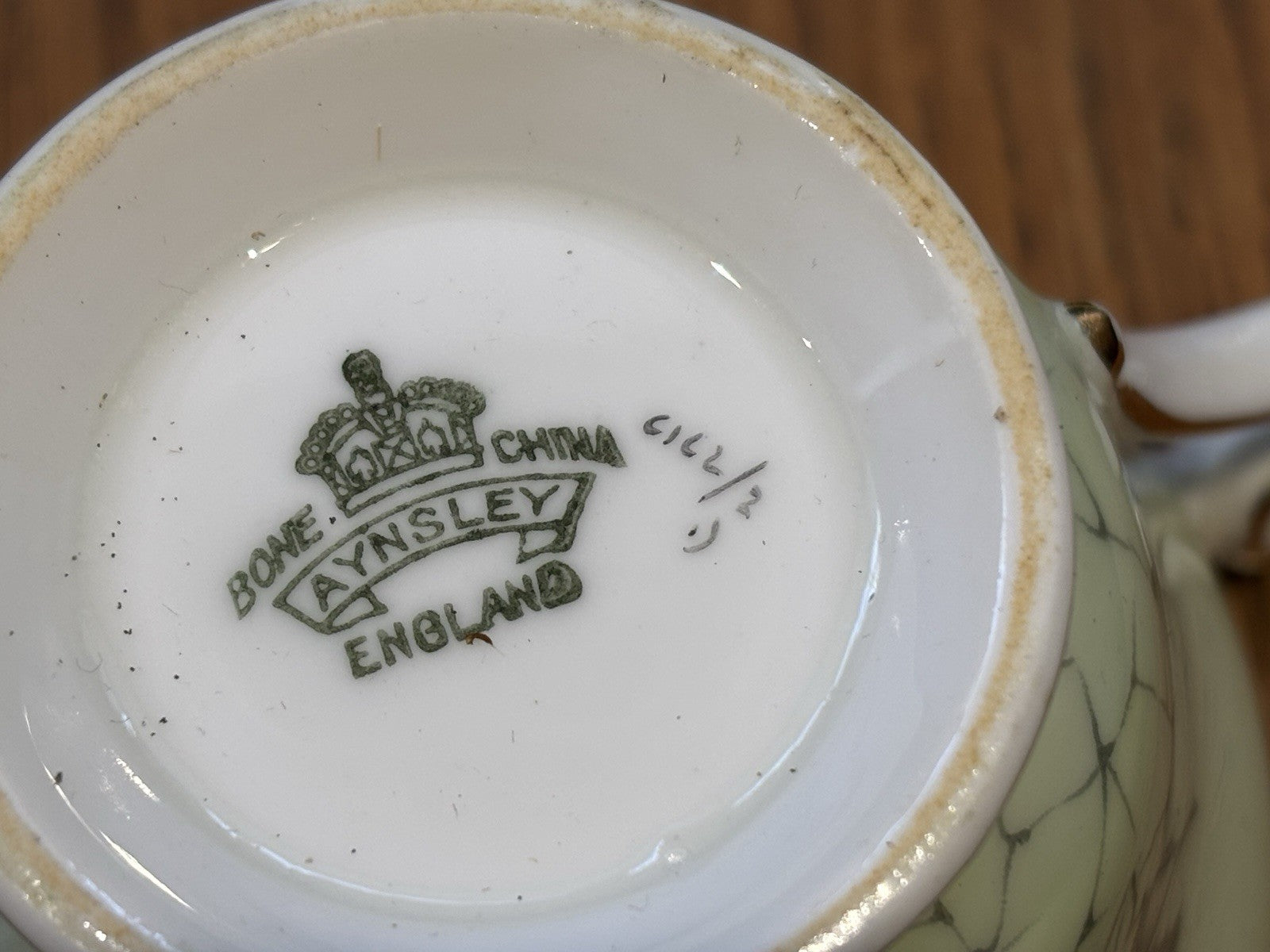 6 Aynsley Cups & Saucers. With Milk Jug And Sugar Bowl