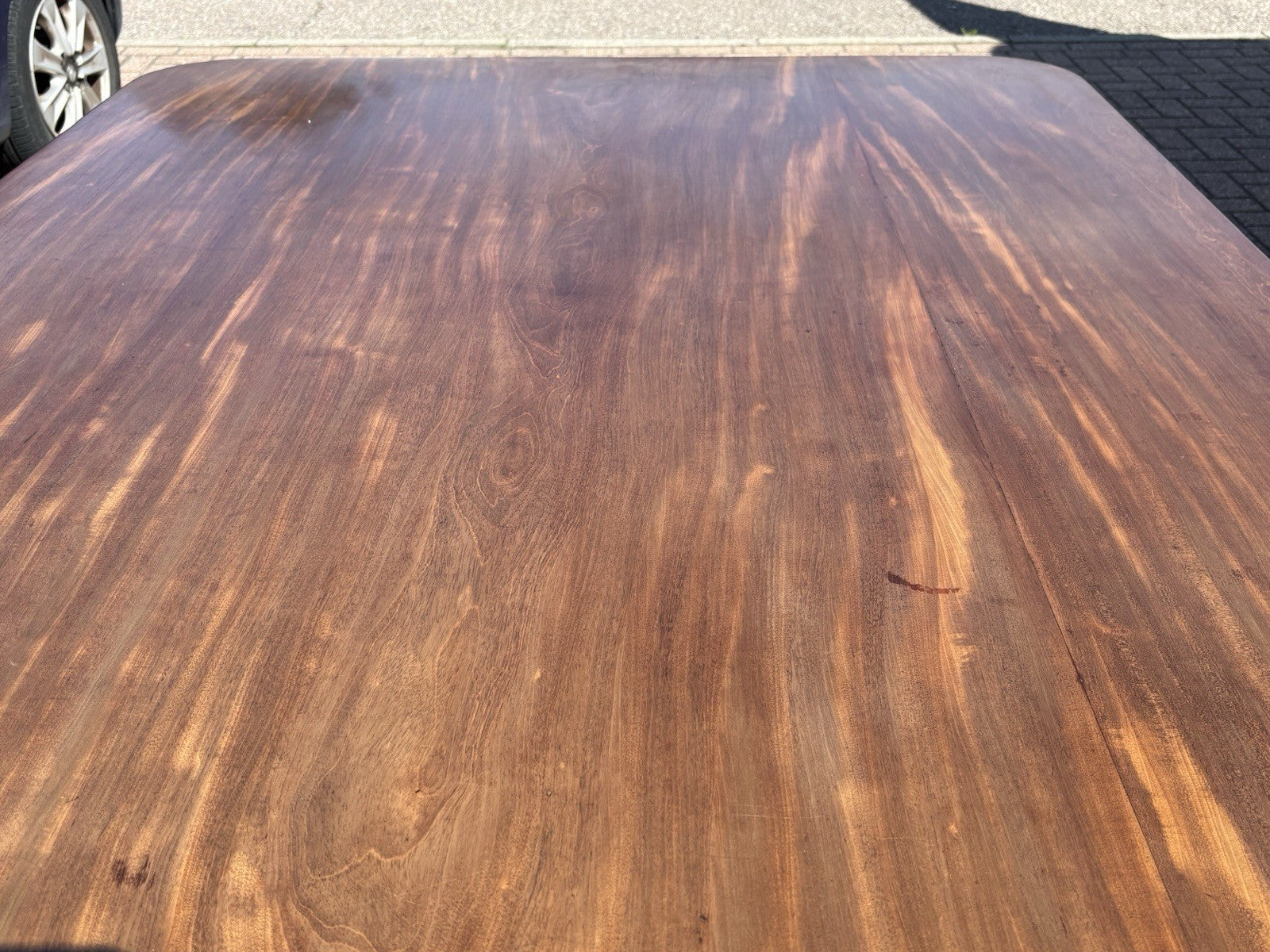 Antique Mahogany Dining Table & 8 Chairs.