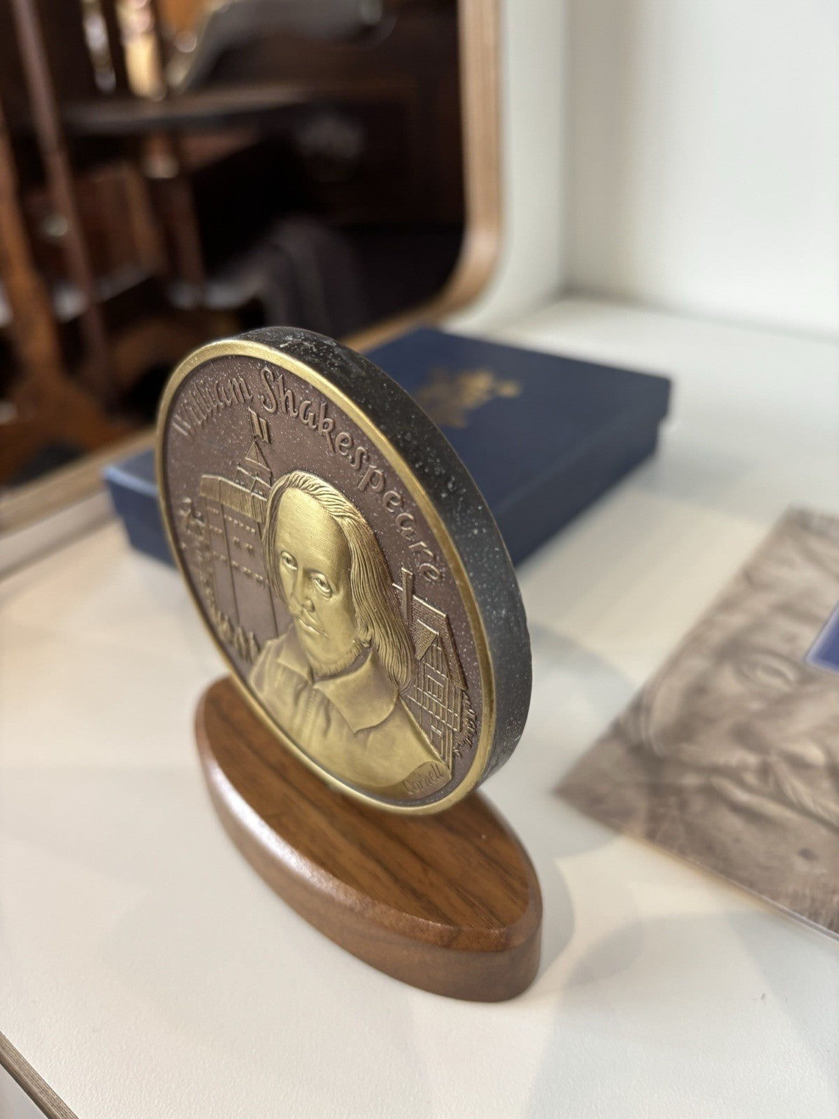 2001 Royal Mint William Shakespeare 2001 Calendar Medal