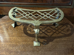Antique Brass Footman, Kettle Stand