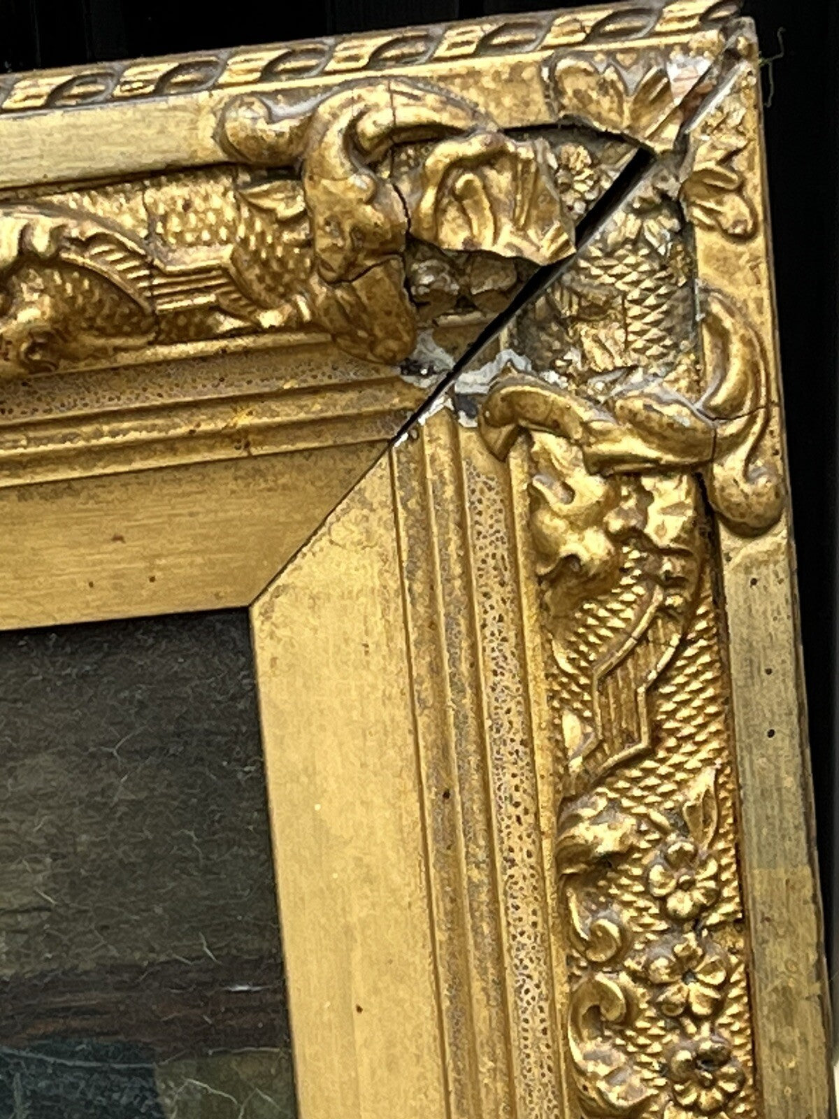 19th Century English Tavern Or Inn Scene. Oil On Canvas In Gold Gilt Frame.