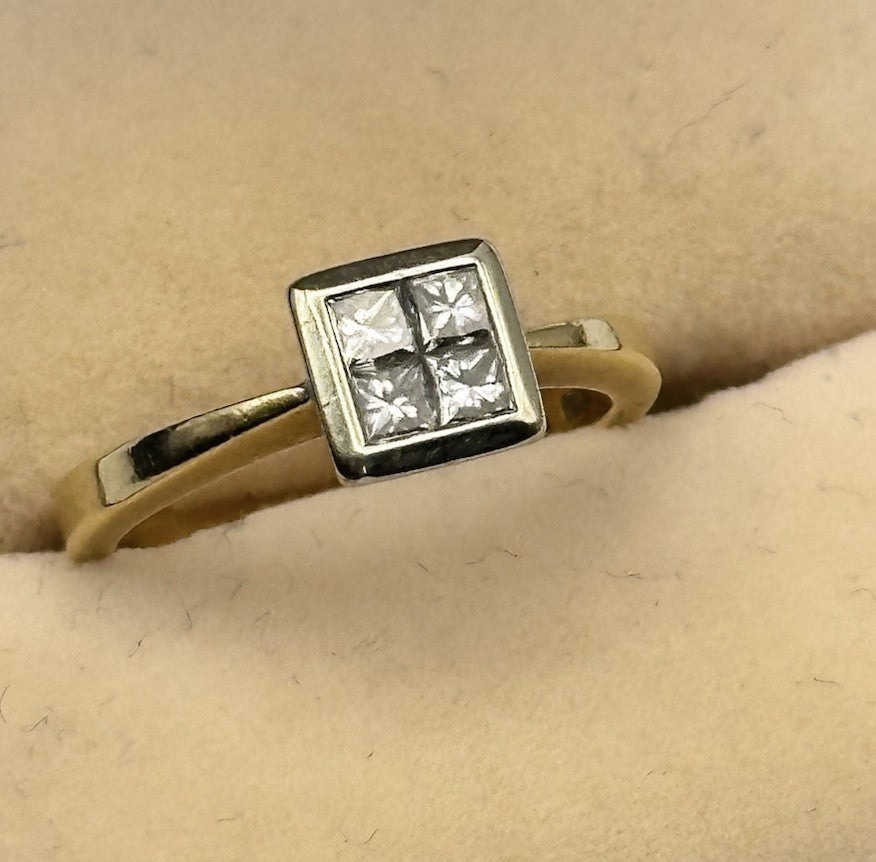 18ct Gold Princess Cut Diamond 0.40ct Ring