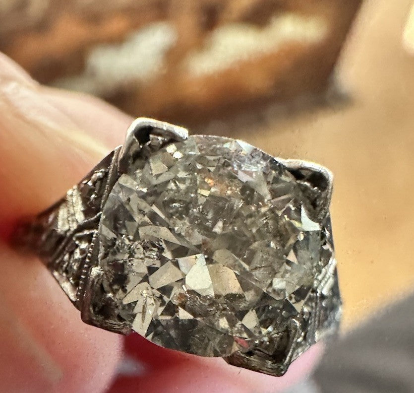 Antique Deco 18ct White Gold 1 3/4 Carat Diamond Ring