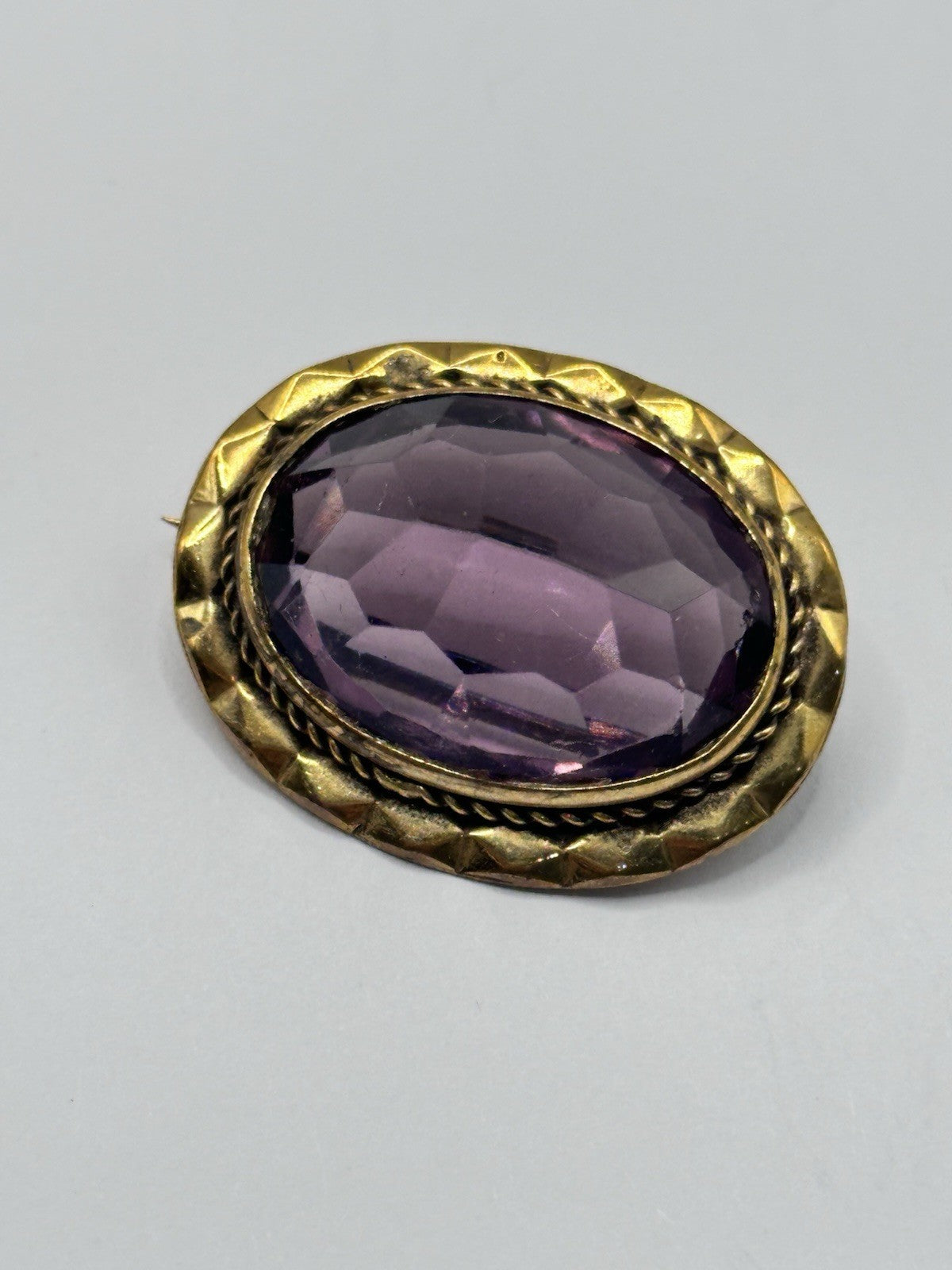 Antique Victorian Faceted Amethyst Pinchbeck Gold Plated Brooch