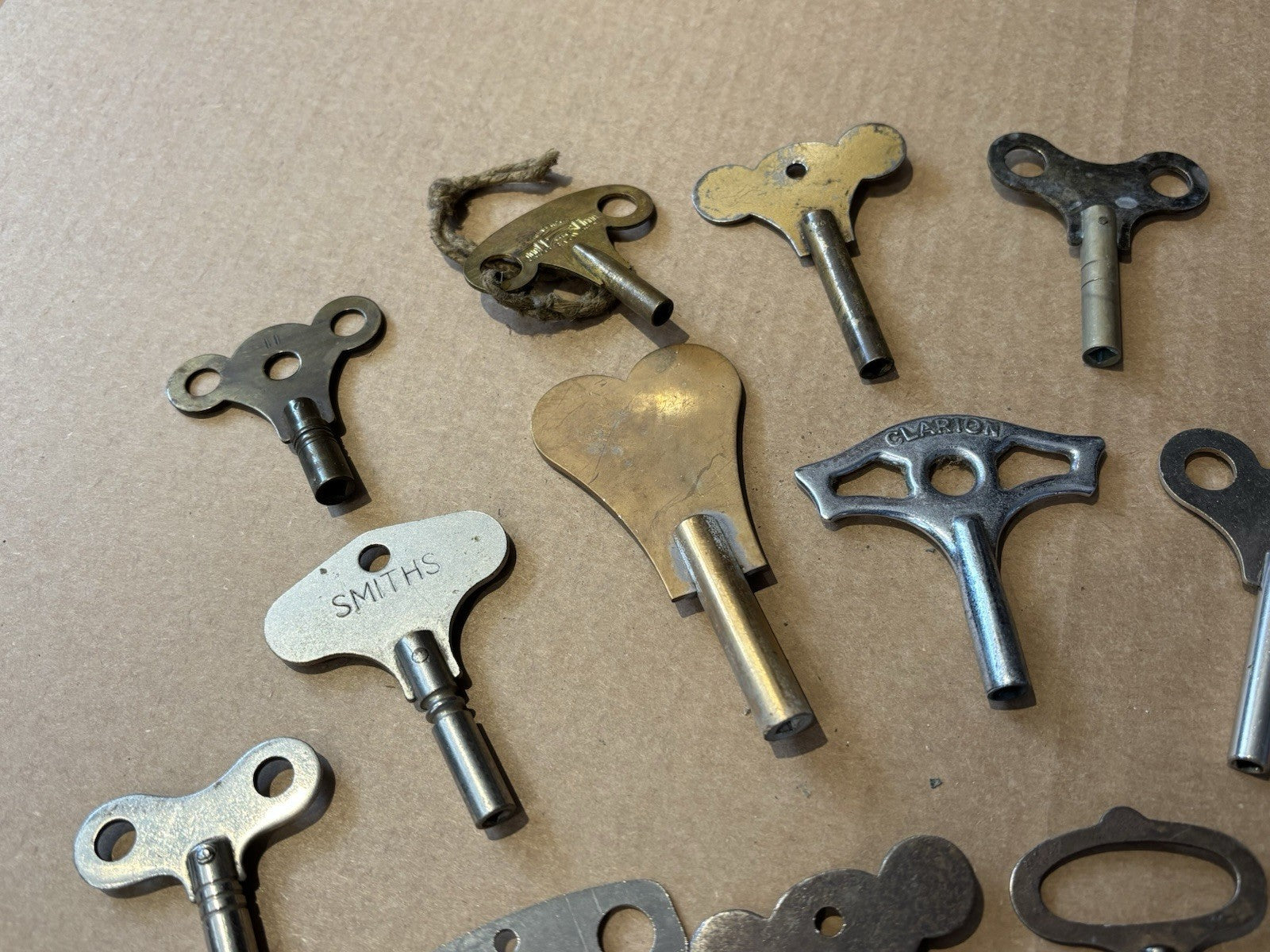 27 Clock Keys