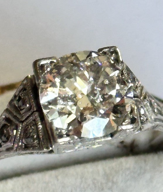 Antique Deco 18ct White Gold 1 3/4 Carat Diamond Ring