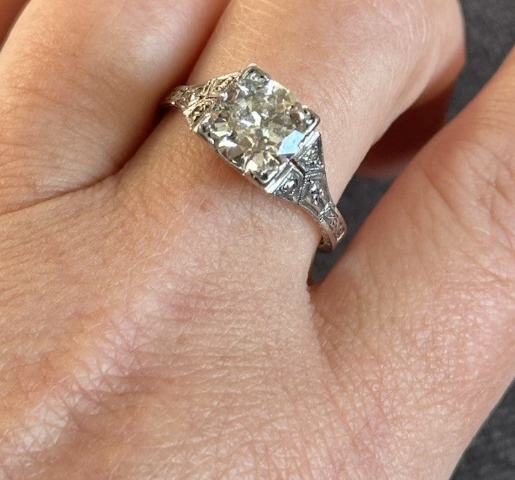 Antique Deco 18ct White Gold 1 3/4 Carat Diamond Ring