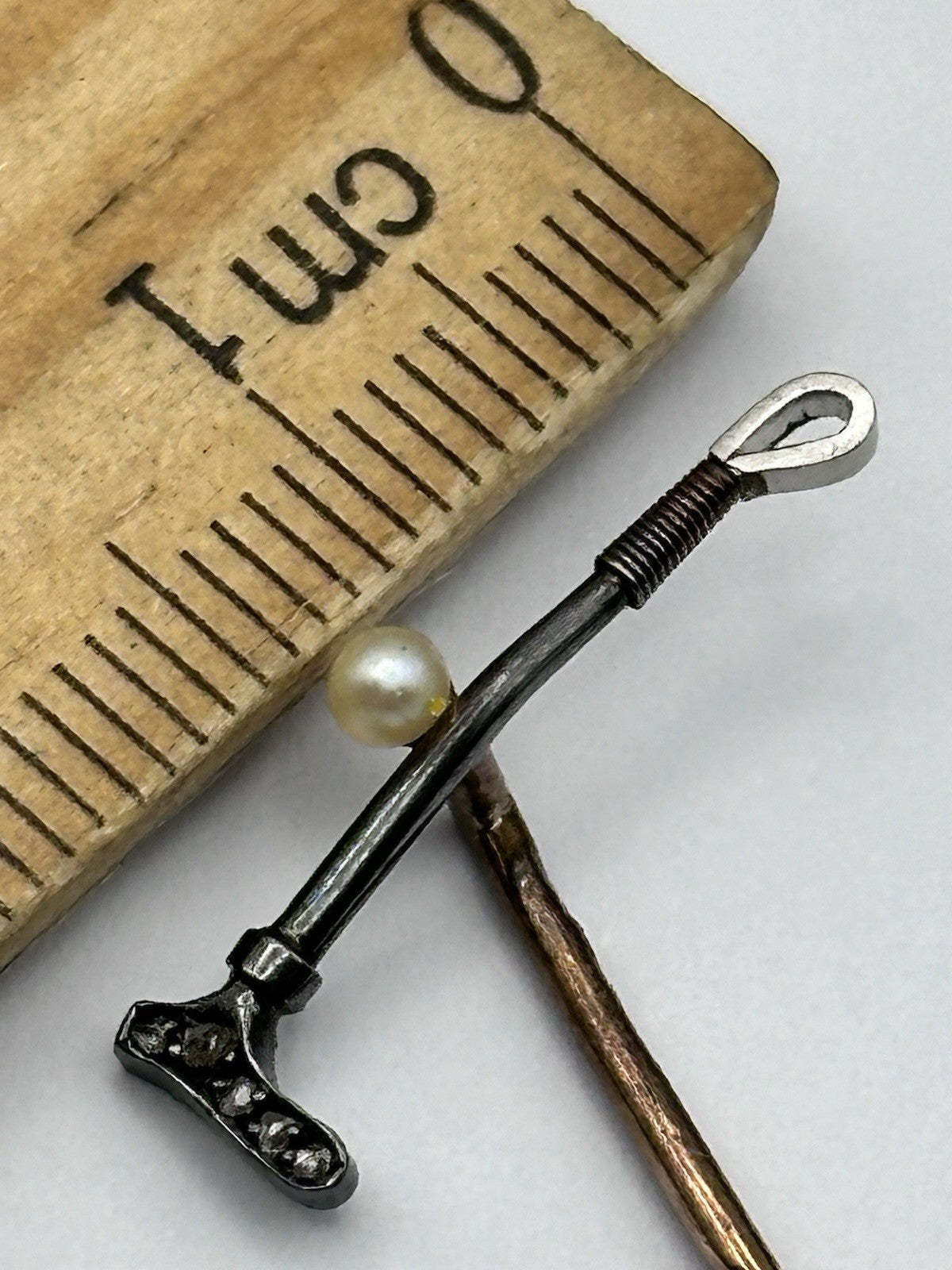 Antique 9ct Gold 15ct Gold Diamond Riding Crop On 9ct Gold Stick Pin