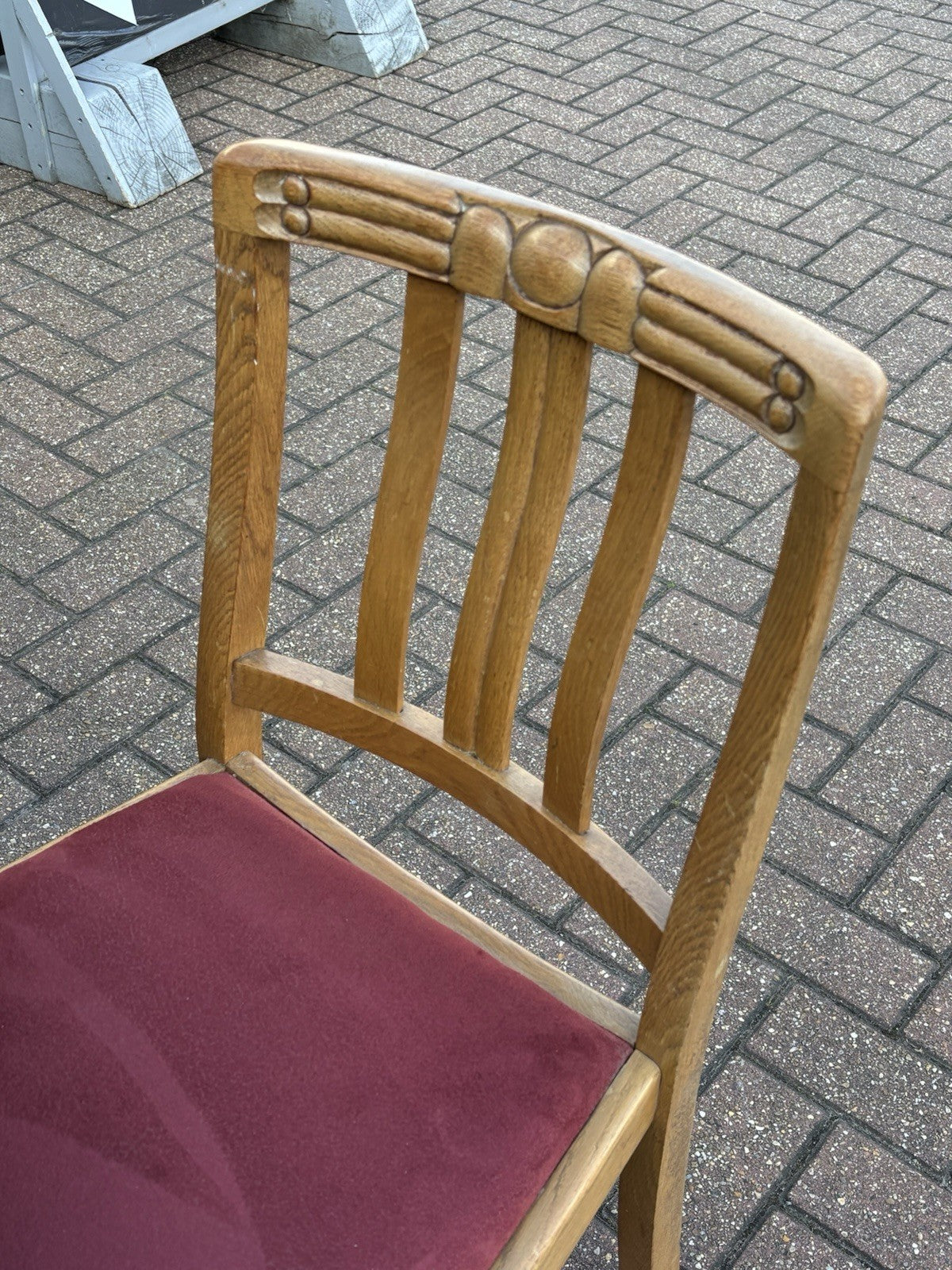 1930's Extending Light Oak Draw Leaf Table & 4 Chairs