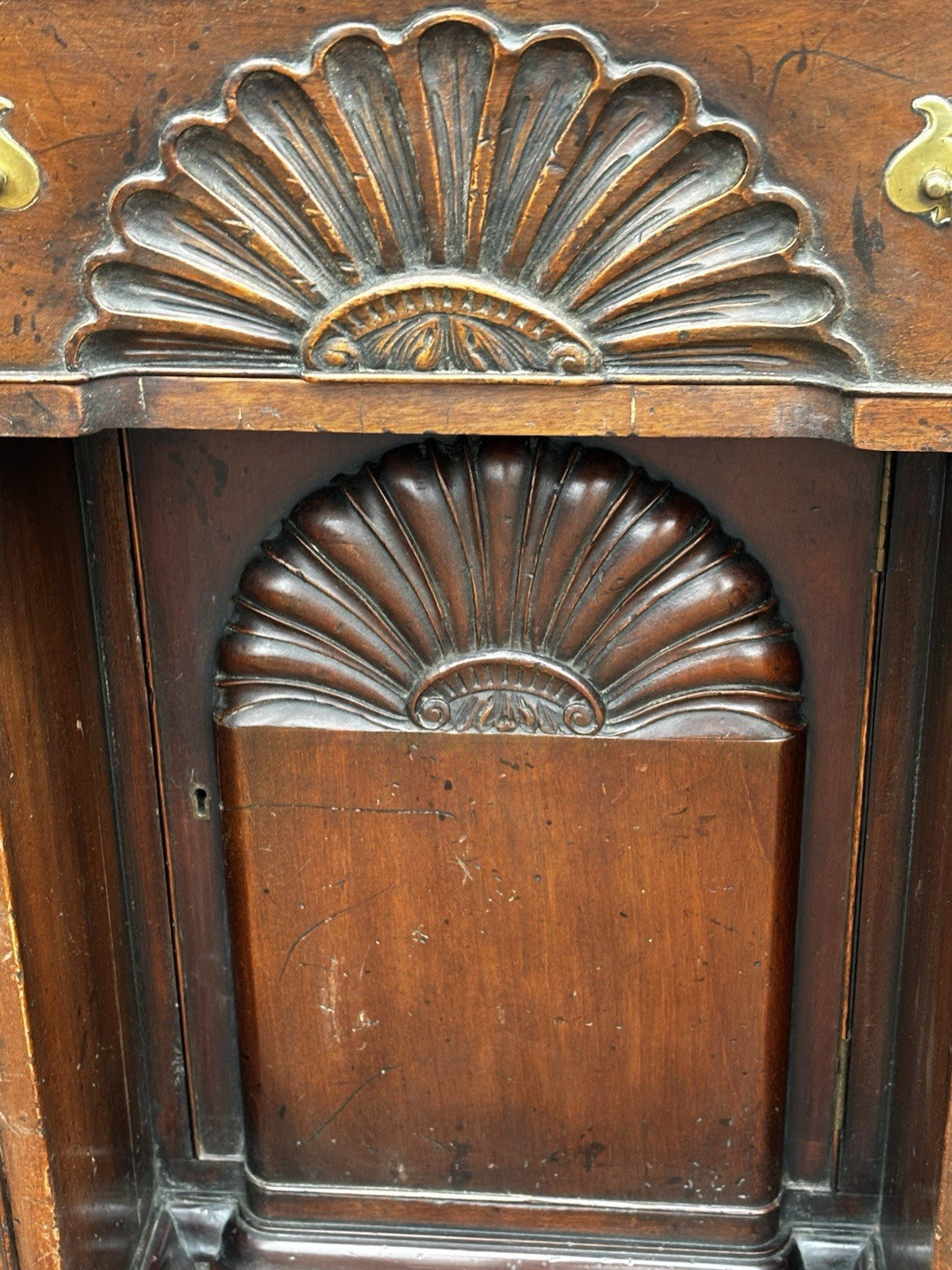 Antique Mahogany Rhode Island Desk, In The Style Of John Townsend.