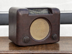 Art Deco Bakelite Valve Radio.