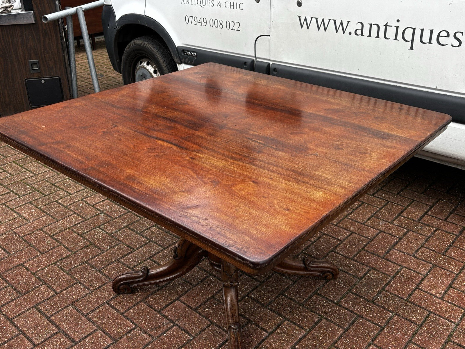 Antique Mahogany Dining Table & 4 Chairs