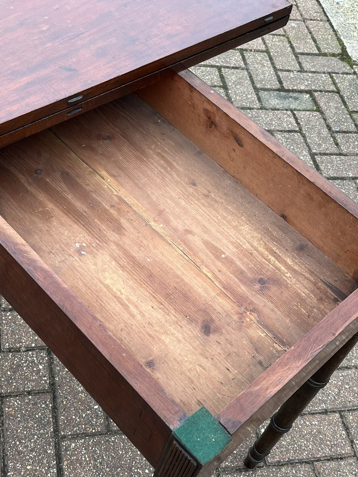 Antique Georgian Cuban Mahogany Games / Tea Table With Fold Over Lid