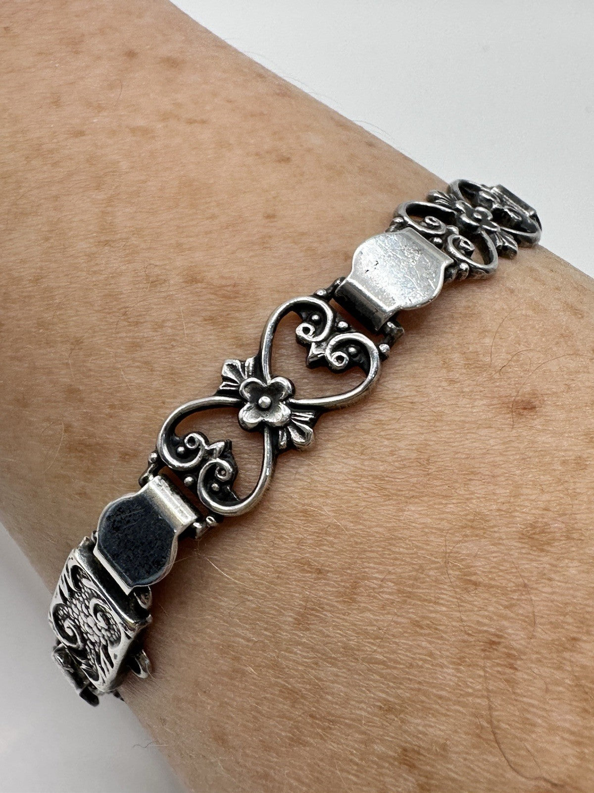 Antique Sterling Silver Fancy Link Flowers Bracelet