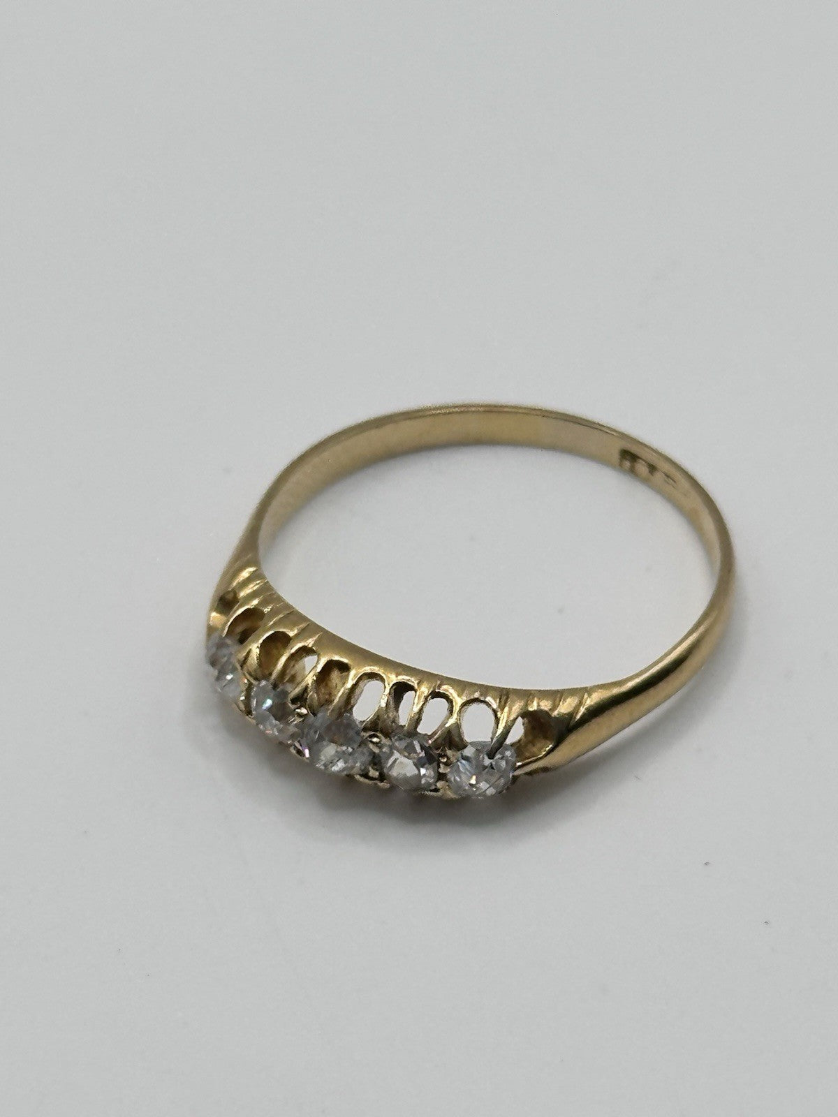 Antique 18ct Gold 5 Old Cut Diamond Ring