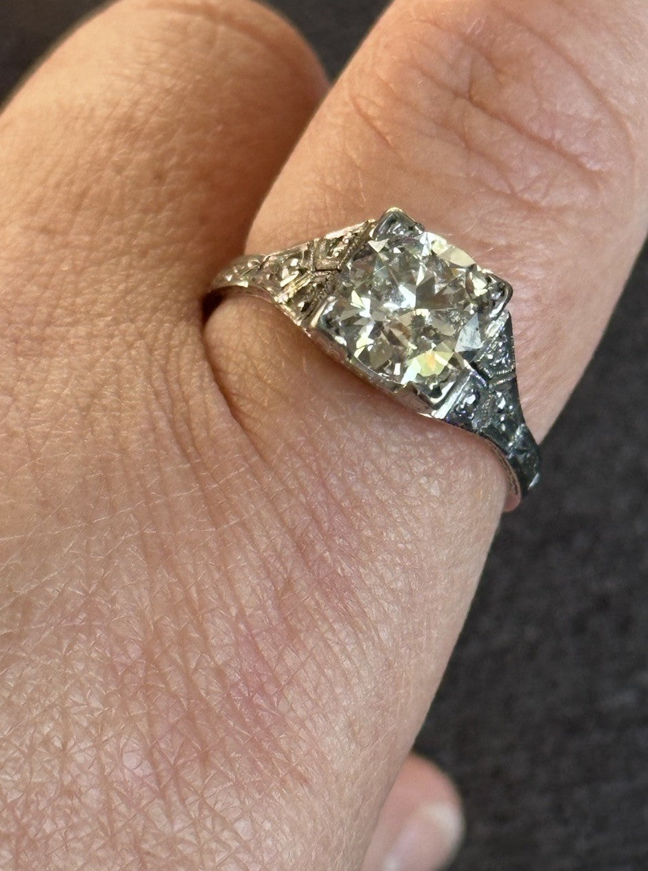 Antique Deco 18ct White Gold 1 3/4 Carat Diamond Ring
