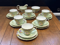 6 Aynsley Cups & Saucers. With Milk Jug And Sugar Bowl