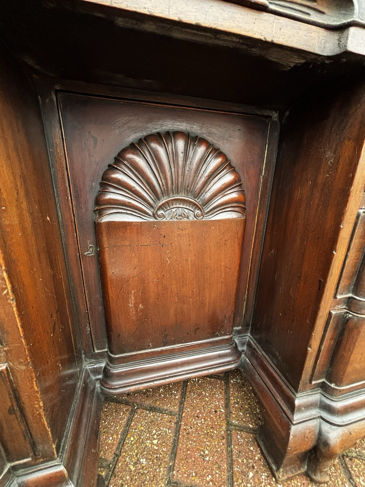 Antique Mahogany Rhode Island Desk, In The Style Of John Townsend.