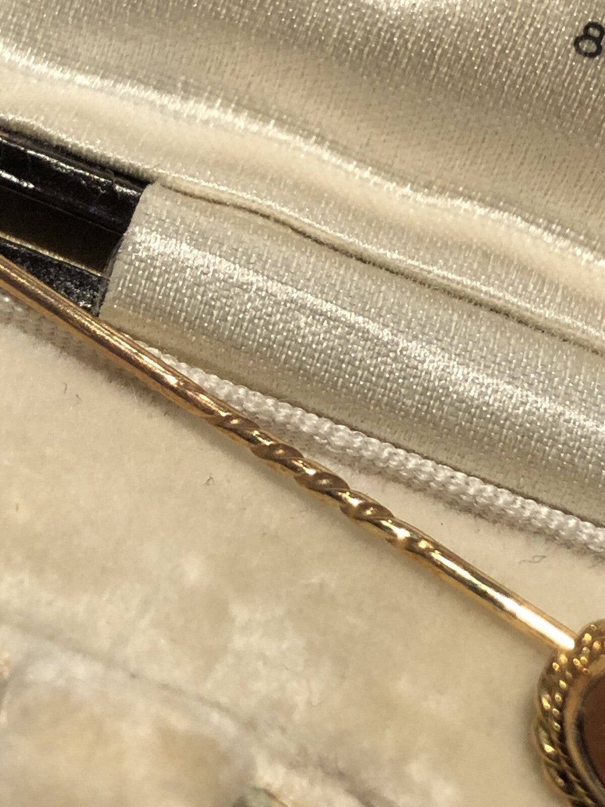Antique 9ct Gold Stick Scarf Hat Pin