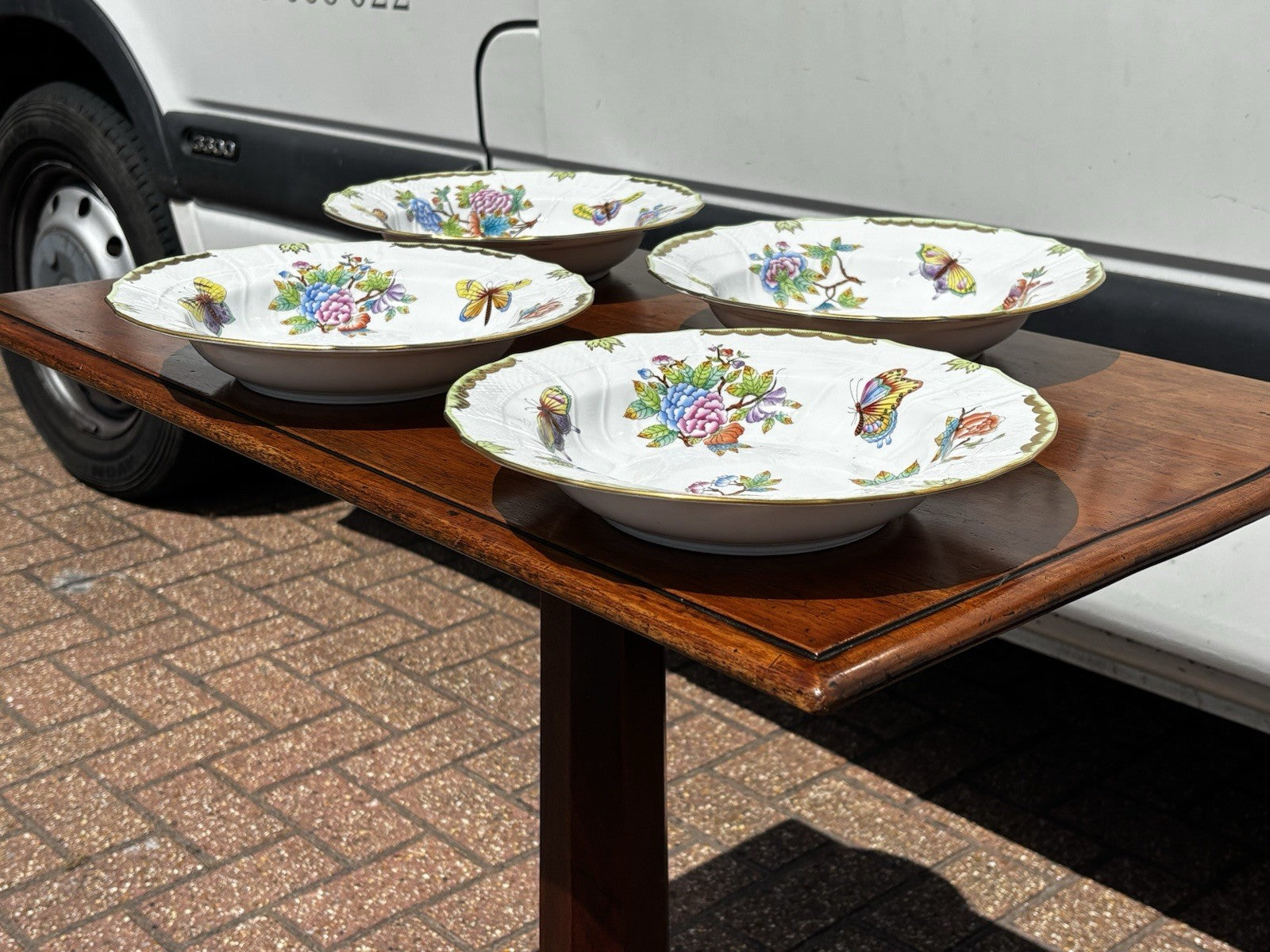 4 Herend Queen Victoria Large Soup Bowls