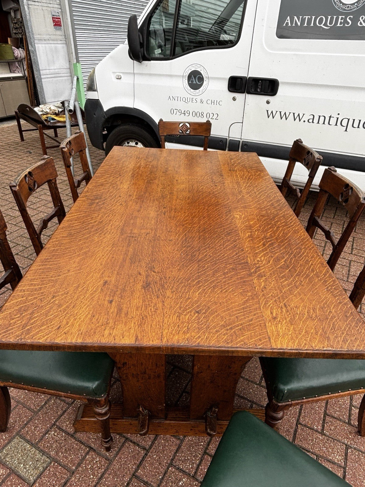 Arts & Crafts Light Oak Dining Table & 8 Chairs. Superb Quality.
