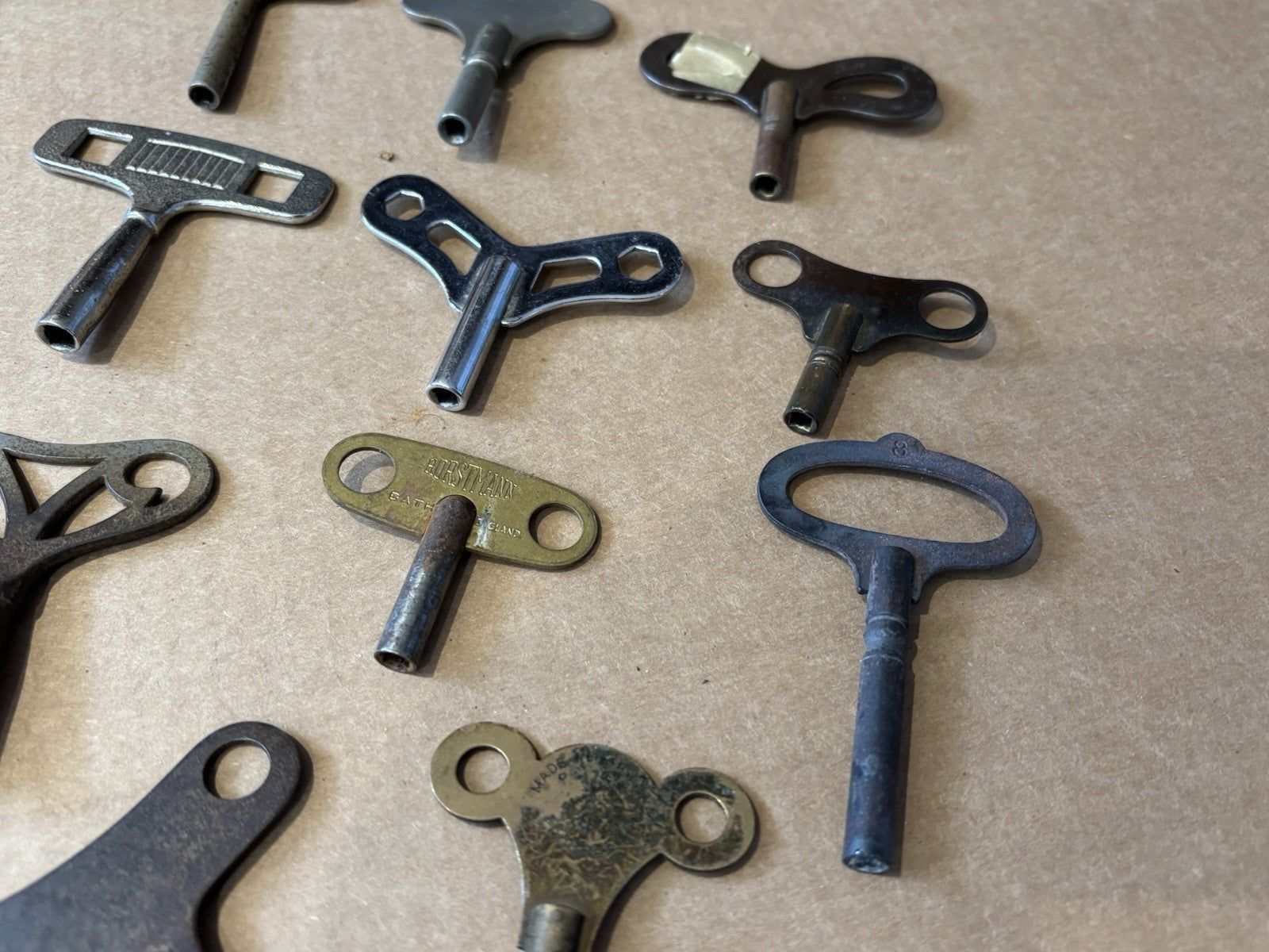 27 Clock Keys