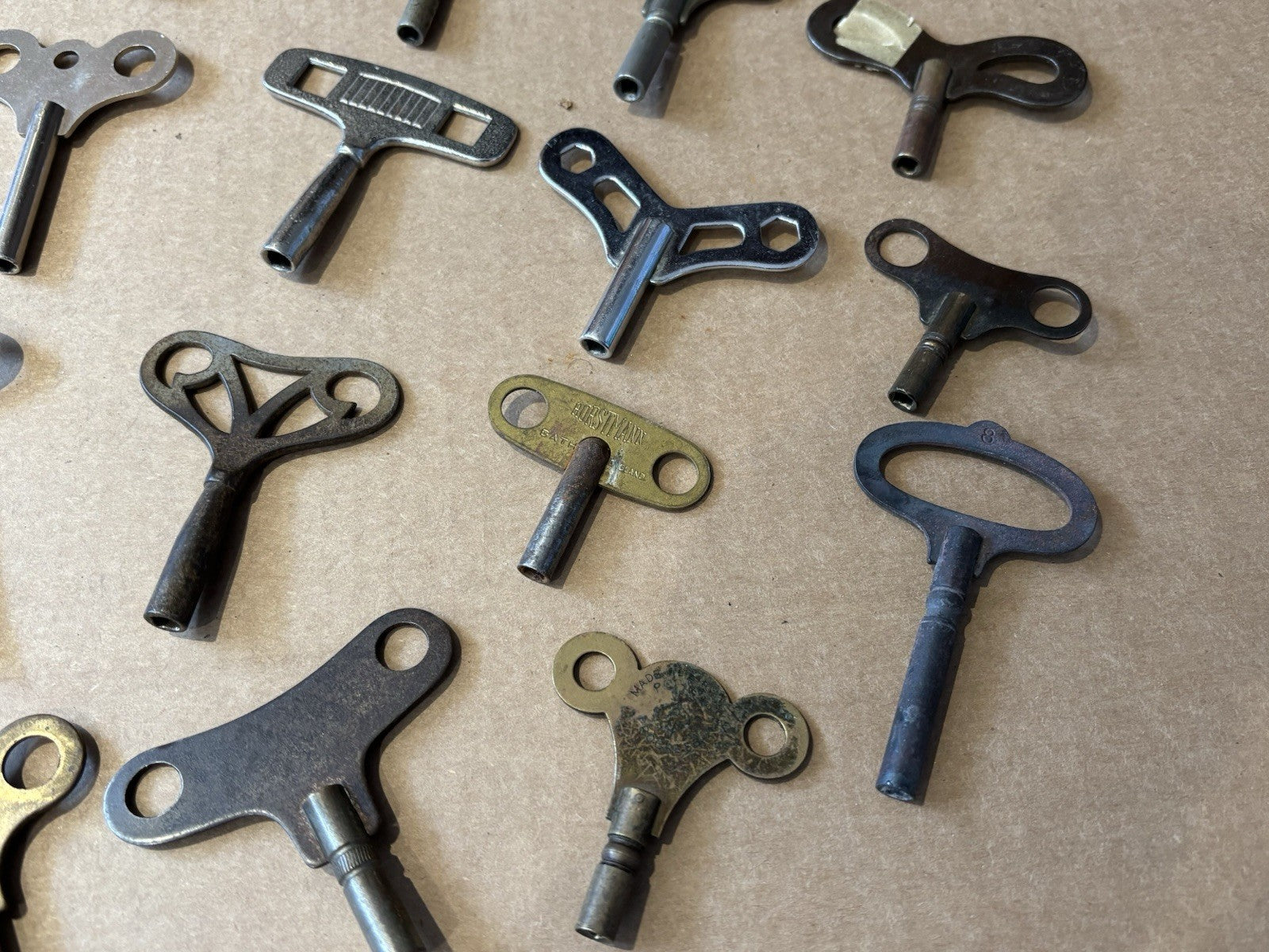 27 Clock Keys