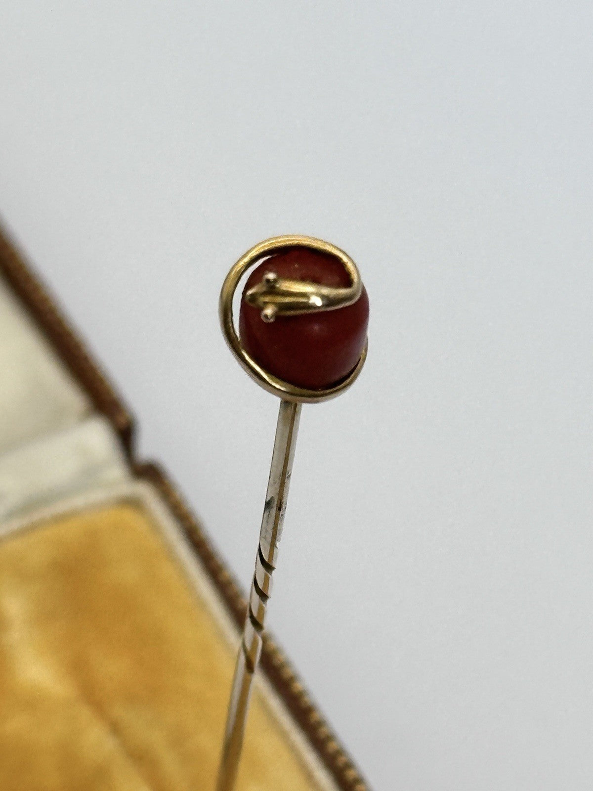 Antique Victorian Edwardian 12ct Gold Coral Snake Pin