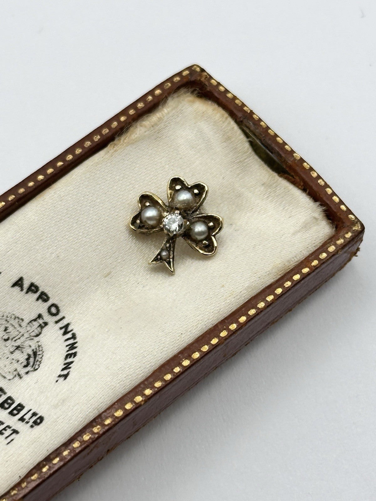 Antique 14ct Gold White Stone Pearl Lucky Shamrock Stick Pin Top