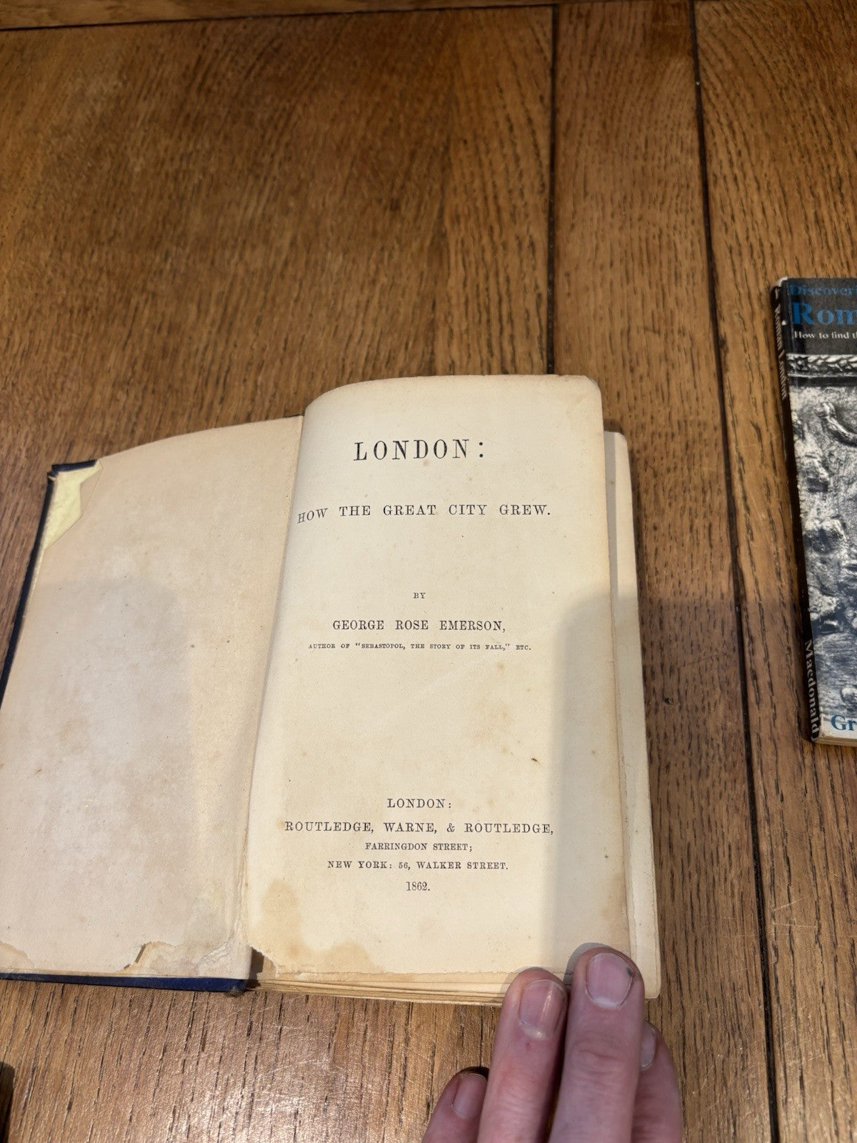 4 Old Books About London