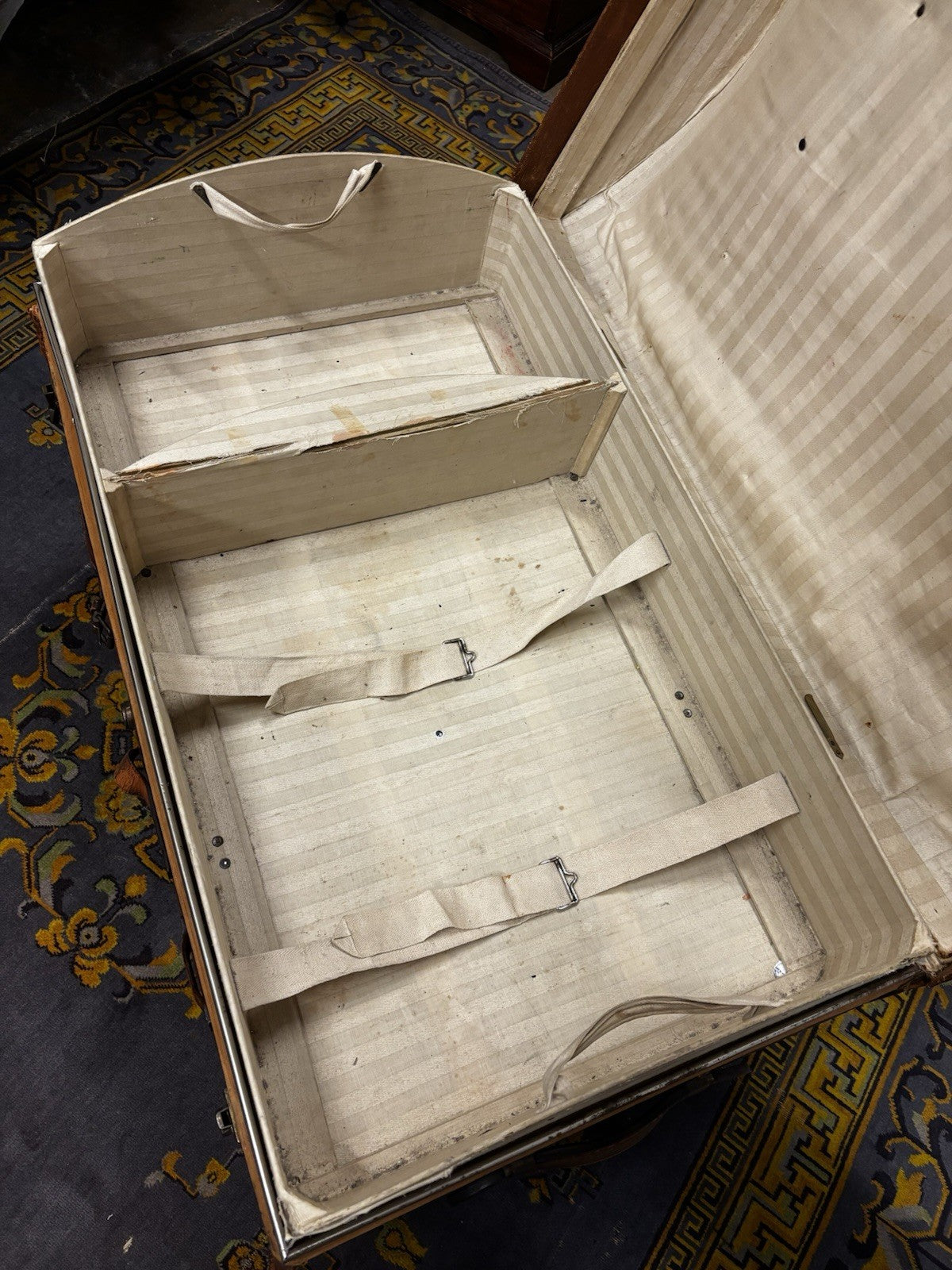 Antique Collection Of Luggage, Trunk, Hat Box & Bag.
