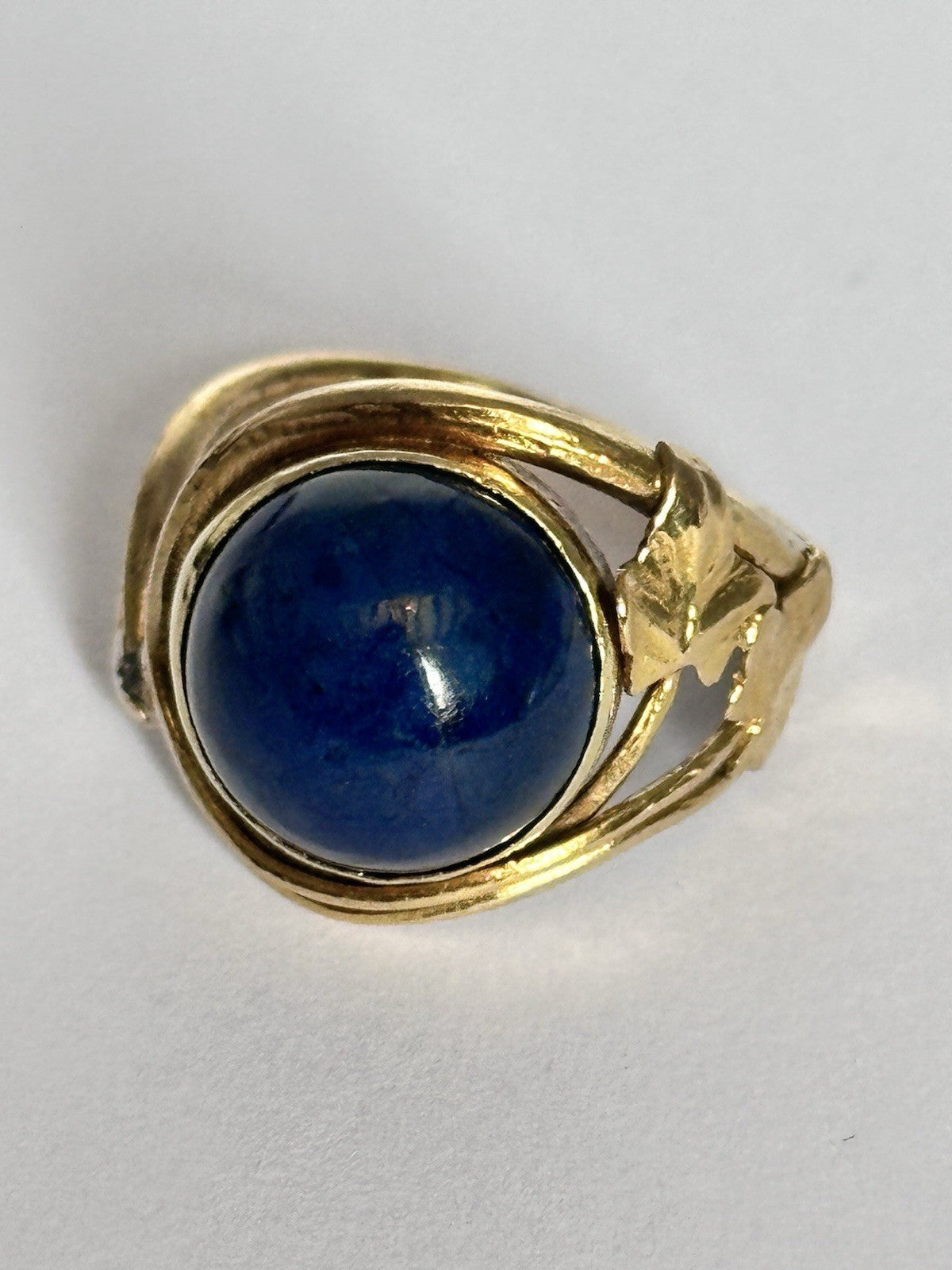 Antique 18ct Yellow Gold Lapis Lazuli Leaves Foliage Detail